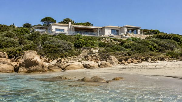 Détendez-vous dans une villa à Palombaggia près de la plage